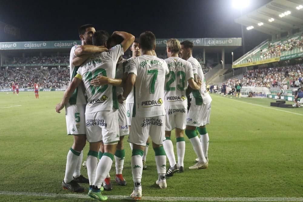 El Córdoba CF salva su primer punto ante el Numancia