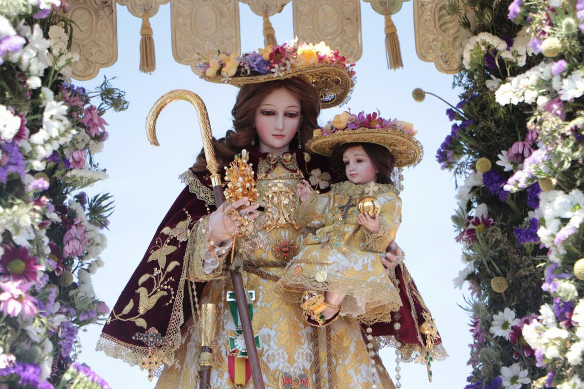 Hinojosa celebra la romería de la Virgen de la Antigua Coronada
