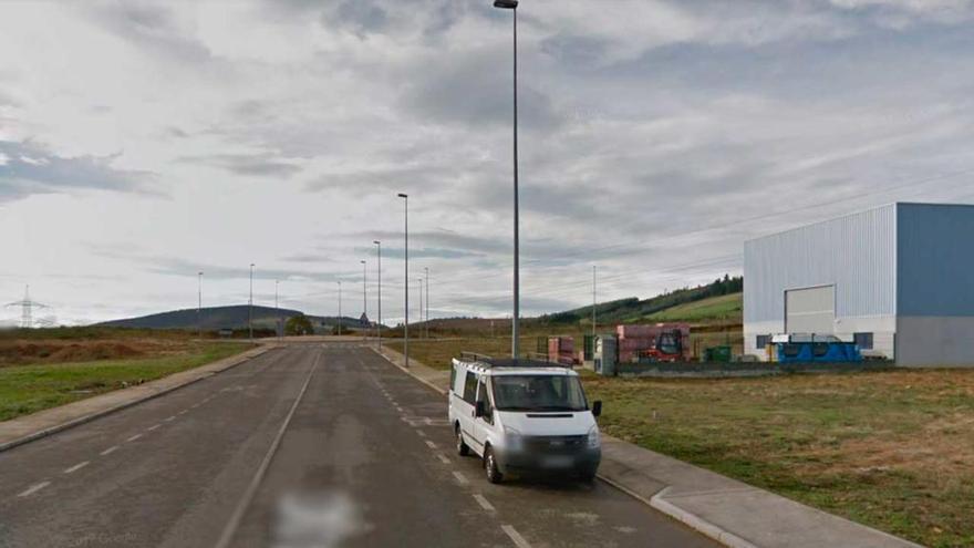 Un hombre de 59 años fallece en una salida de vía en Baleira