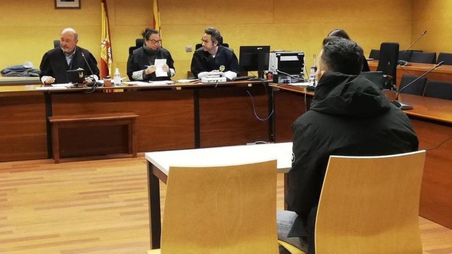 Condemnat per empassar-se haixix i cocaïna durant un vis-a-vis a la presó de Figueres