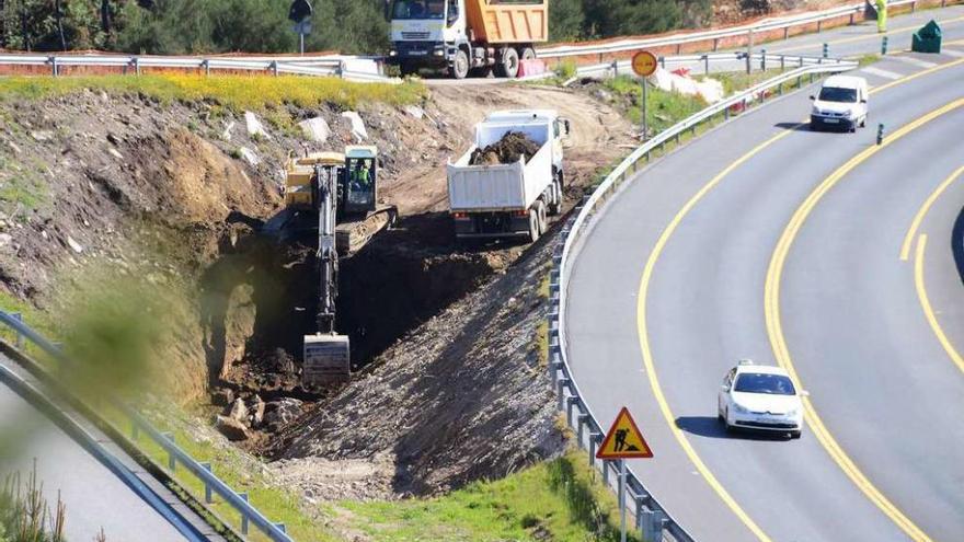 Obras en el primer subtramo del O Morrazo. // Gonzalo Núñez