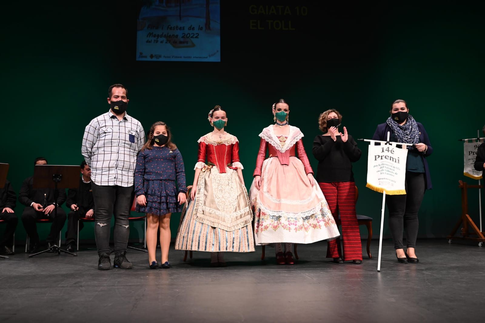 Entrega de premios de llibrets a las collas y gaiatas ganadoras del uso del valenciano