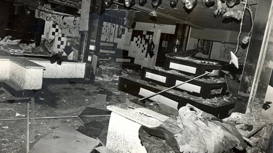 Así quedó la discoteca Clangor de Santiago tras el atentado de 1990