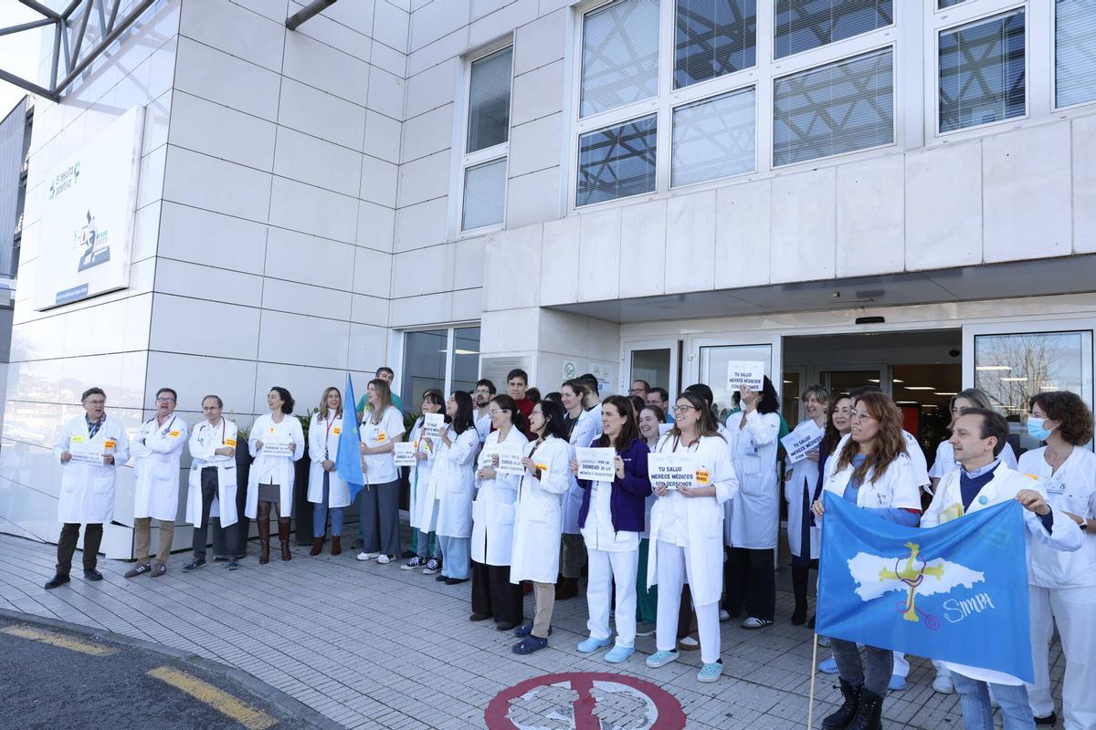Primera jornada de huelga de médicos en Asturias