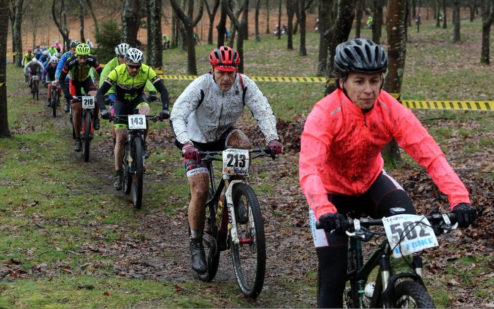 Barro, lluvia y viento en la VigoBikeContest