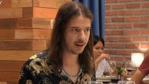 Álvaro en First Dates