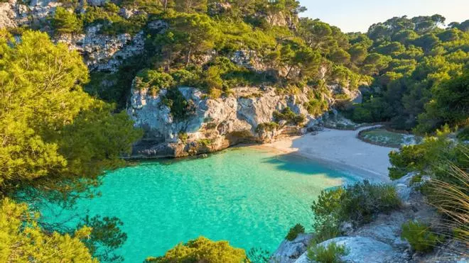 Menorca, otoño de lujo sobre el Mediteráneo