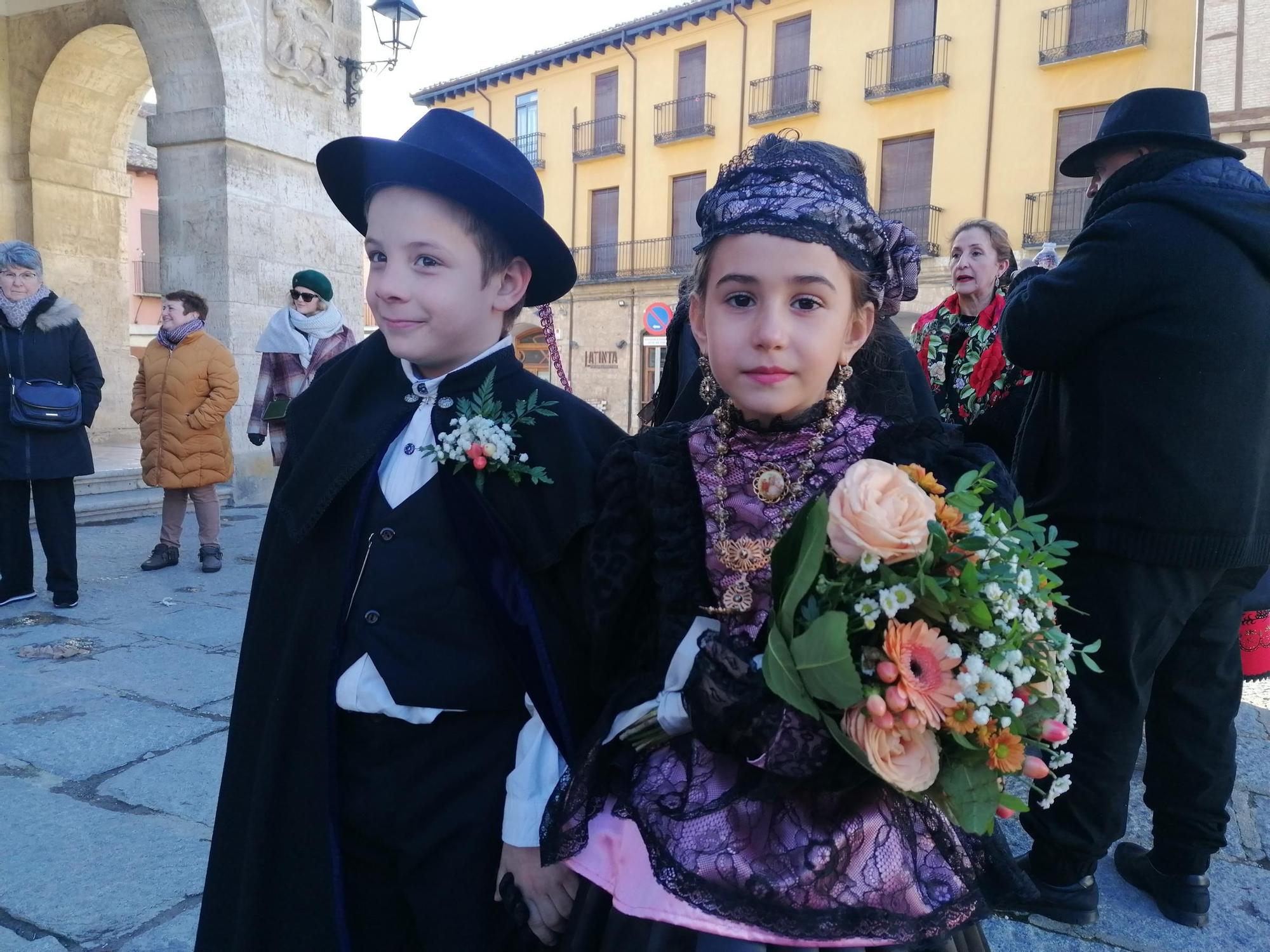 GALERÍA | Toro arropa a los novios en la boda infantil de Carnaval