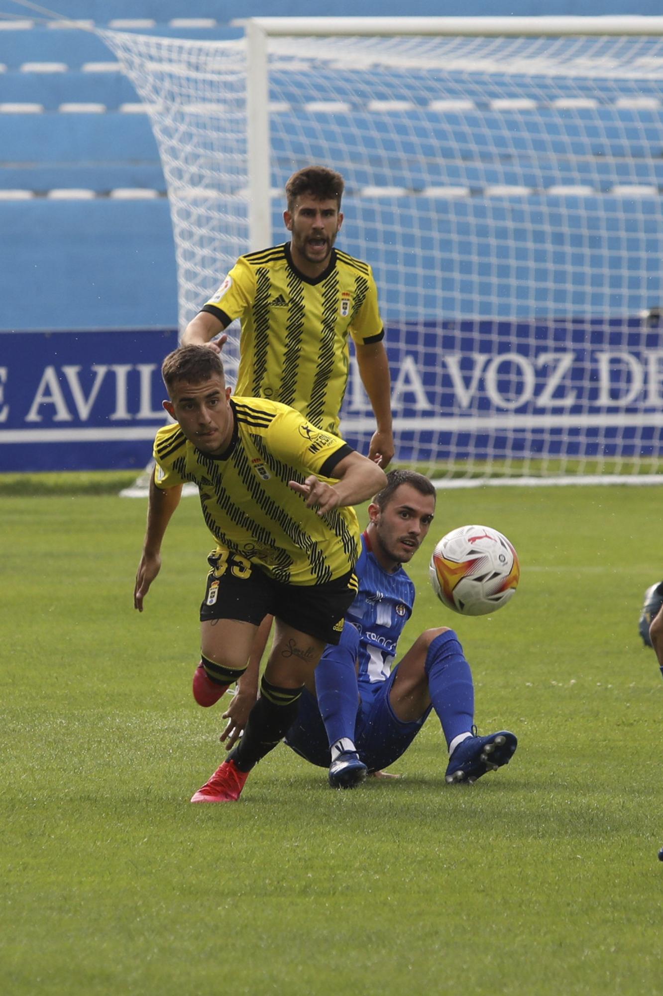 Las imágenes del partido del Oviedo contra el Avilés