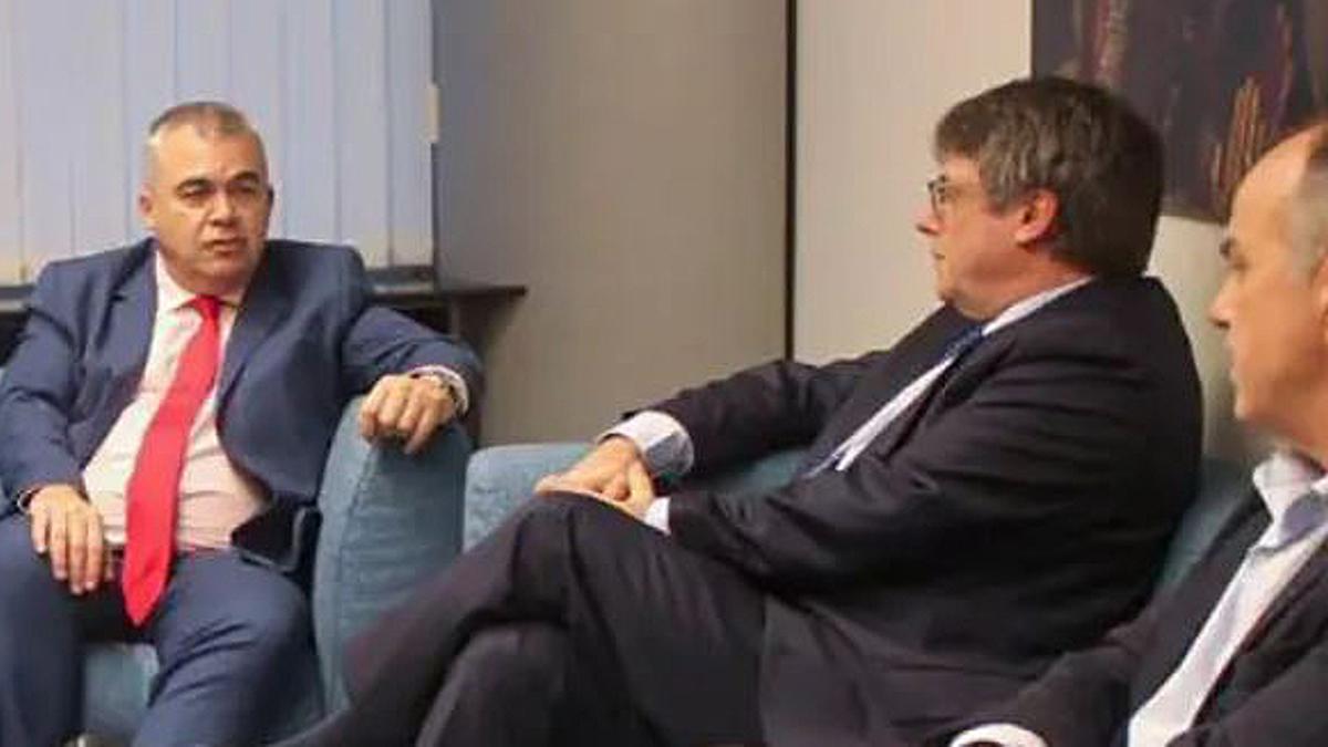 Reunión entre el secretario de Organización del PSOE, Santos Cerdán y Carles Puigdemont.