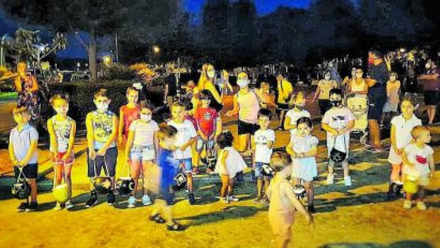 Cañete acoge una ruta de farolillos para niños al aire libre