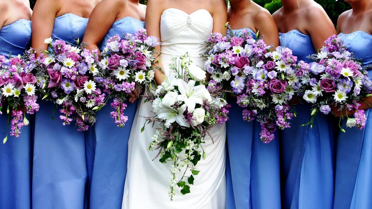 Vestidos de invitada para bodas de día: estilos elegantes y apropiados para la ocasión