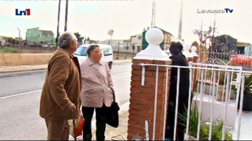 Vecinos de la Font d'en Corts denuncian una oleda de robos
