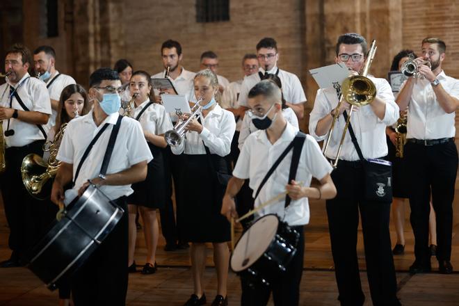 Búscate en el primer día de Ofrenda por las calles del Mar y Avellanas entre las 22:00 y 23:00 horas