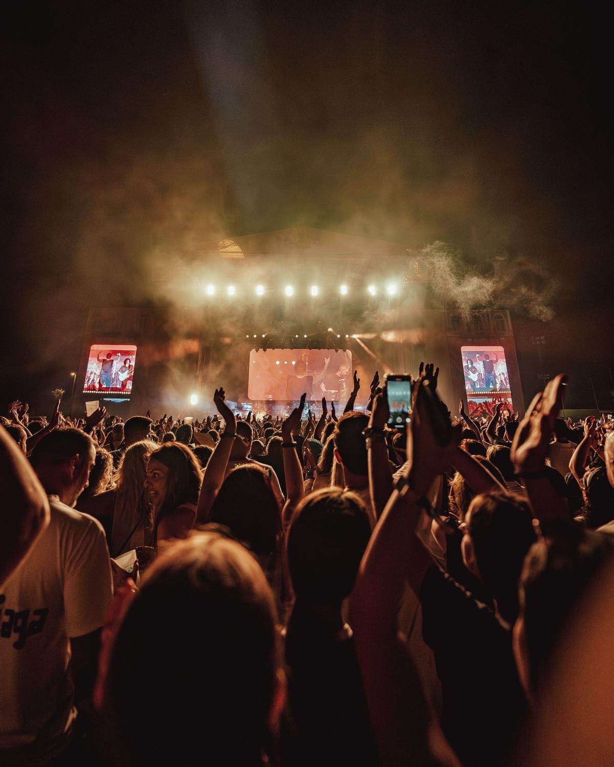 Una de las actuaciones de la primera edición Del Poble Fest de Tavernes de la Valldigna.