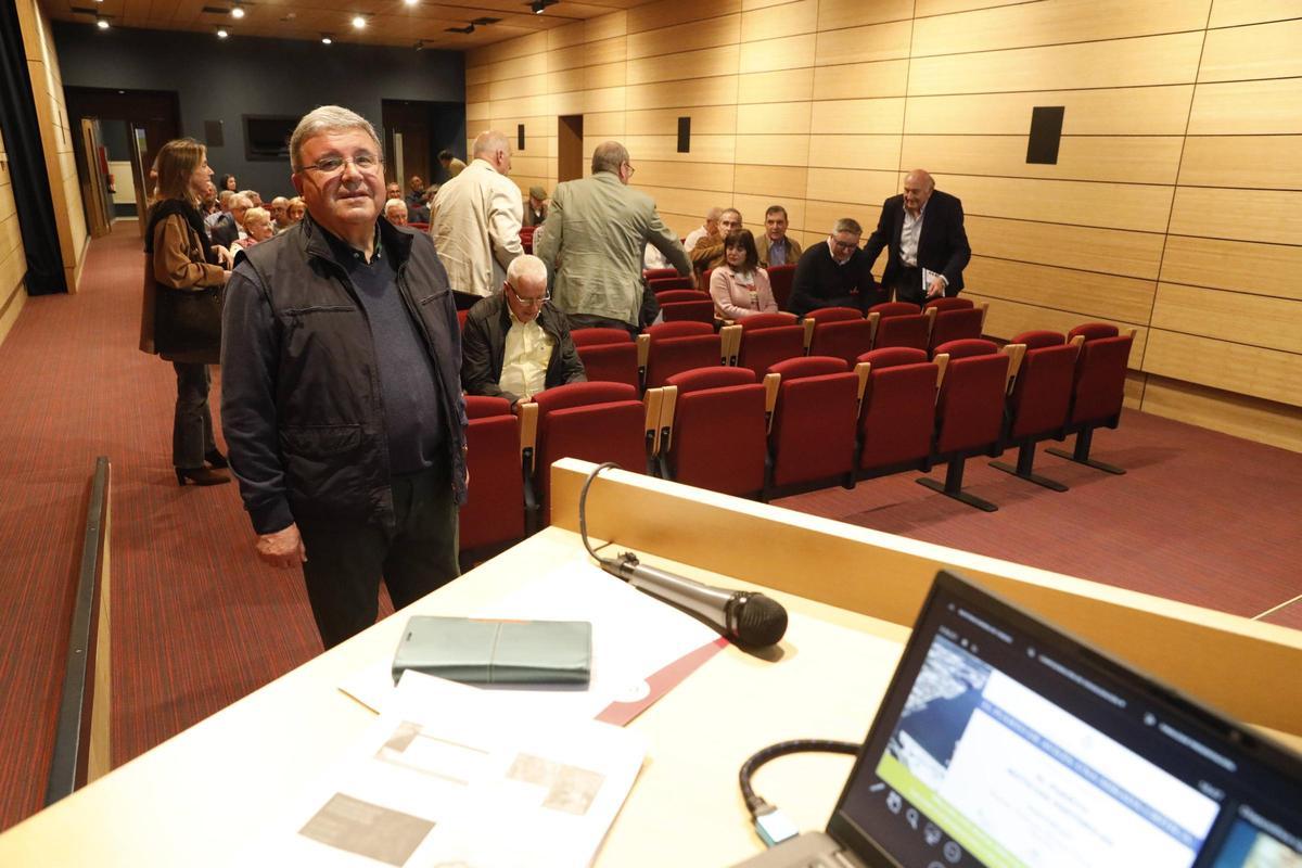 Román Álvarez, antes de la presentación