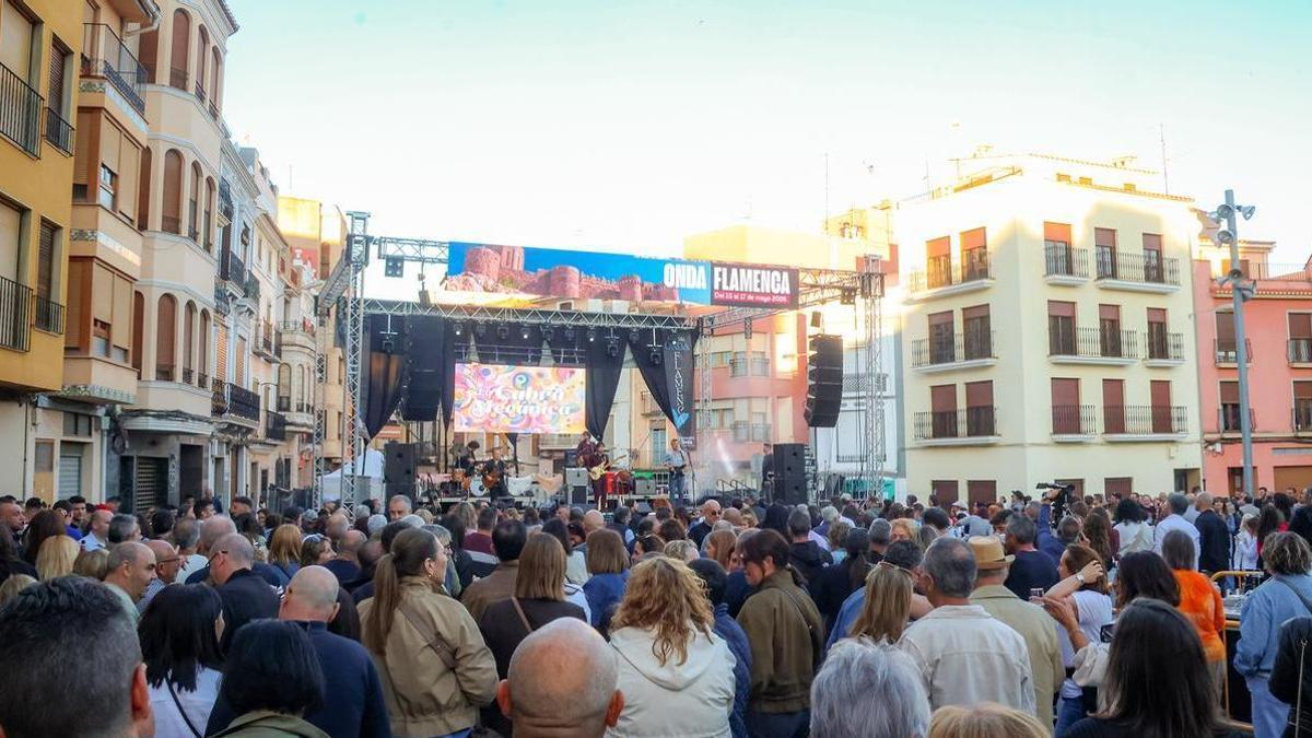 Numeroso público siguió la programación gratuita de Onda Flamenca durante el fin de semana.