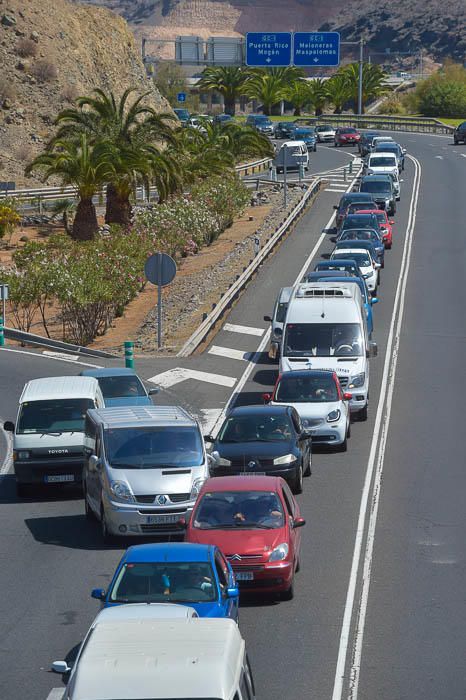 Colas a la entrada de Arguineguín