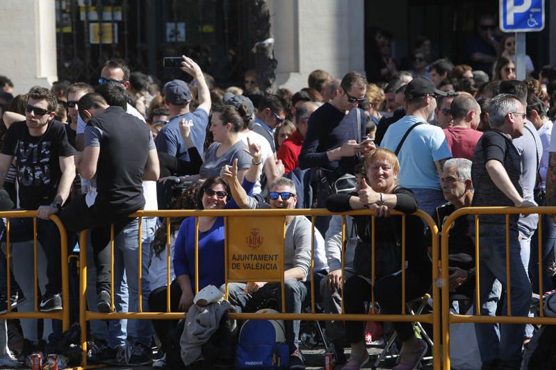 Búscate en la mascletà del 2 de marzo