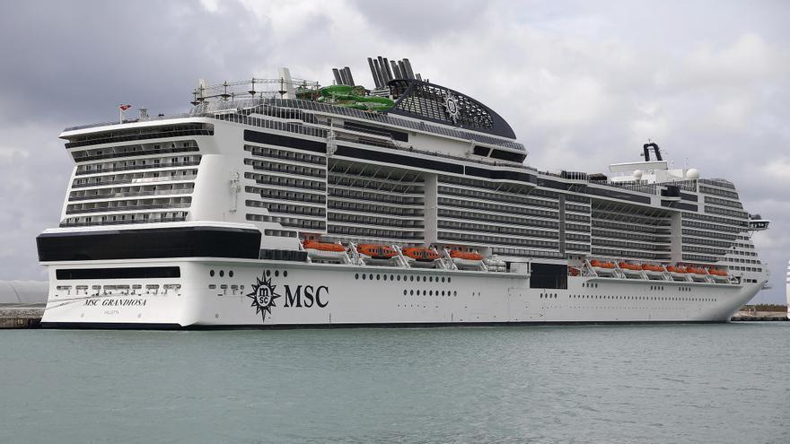 Kreuzfahrtgesellschaft MSC verheimlichte Passagieren neue Corona-Fälle an Bord
