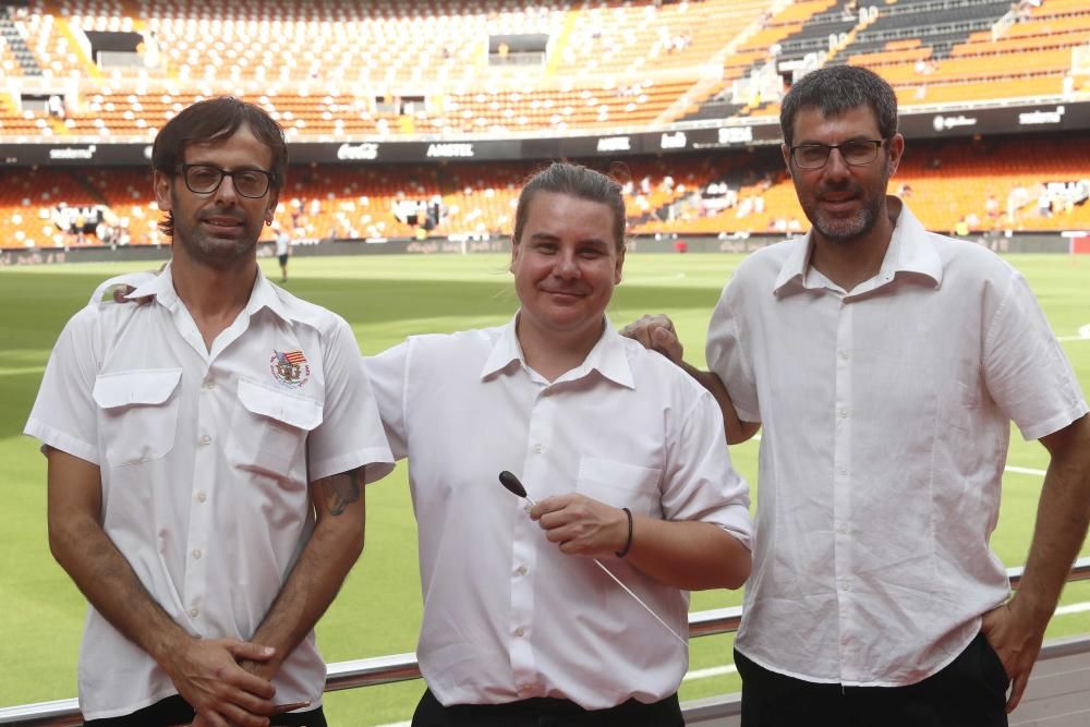 La Societat Musical Santa Cecilia de Fortaleny, en Mestalla