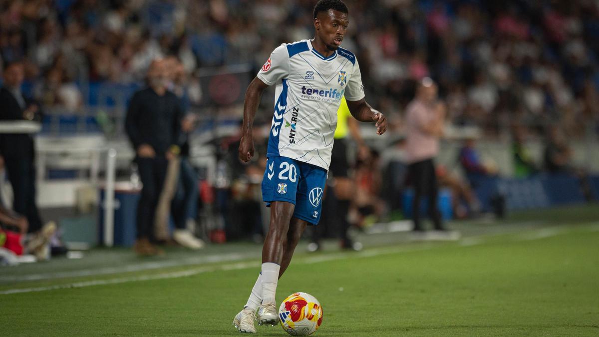 Alassan, que apunta a regresar al once en el duelo de esta noche en el Heliodoro.