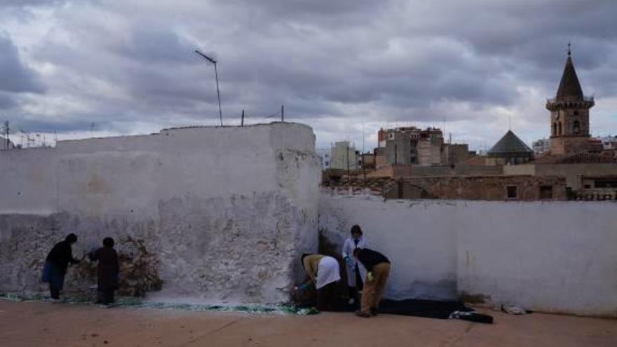 La calle La leña en el barrio San Antón de Villena.