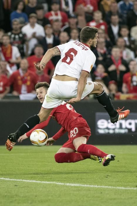 Las mejores imágenes de la final entre el Liverpool y el Sevilla.