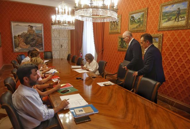 La concejala de Patrimonio, el vicealcalde y otros dos ediles del PP plantan a la comisión de Les Naus en Alicante