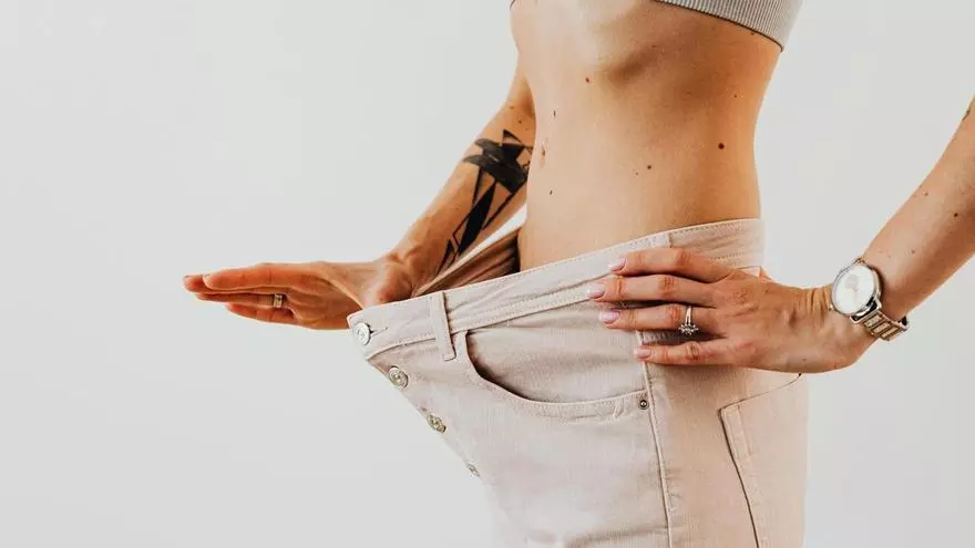 "El quemagrasas perfecto": así es el suplemento más recomendado para acabar con la grasa localizada