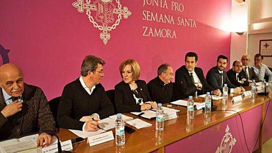 Última asamblea general de la Junta pro Semana Santa.