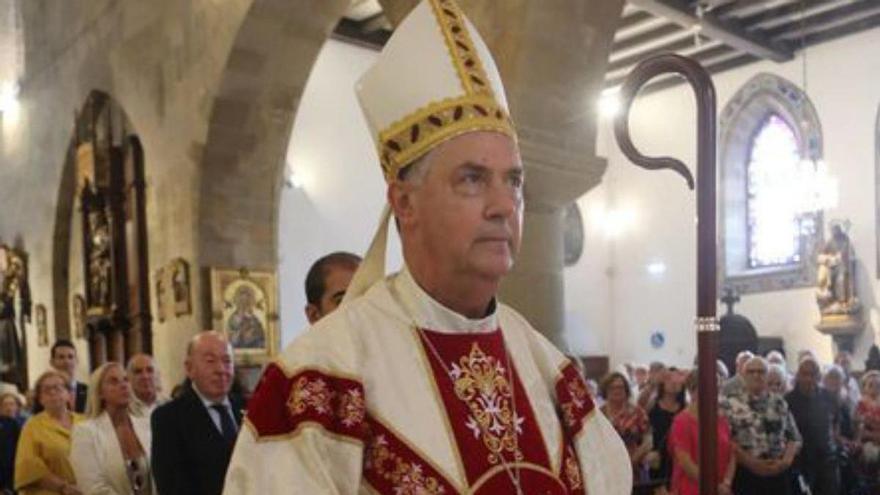 El cardenal Ángel Artime recibirá en Luanco el título de hijo predilecto de Asturias