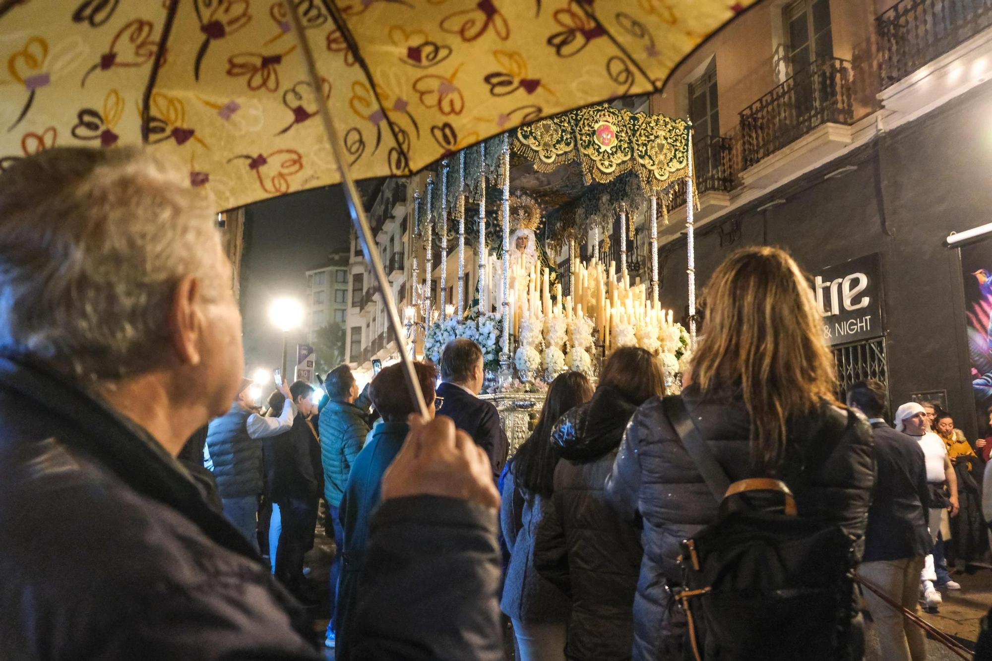 Así han sido las procesiones de la tarde de Domingo de Ramos en Alicante