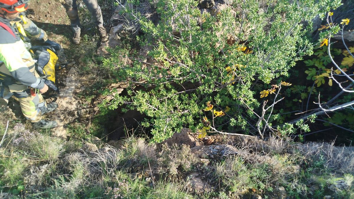 Lugar donde estaba el hoyo por el cual se precipitó mortalmente el varón.
