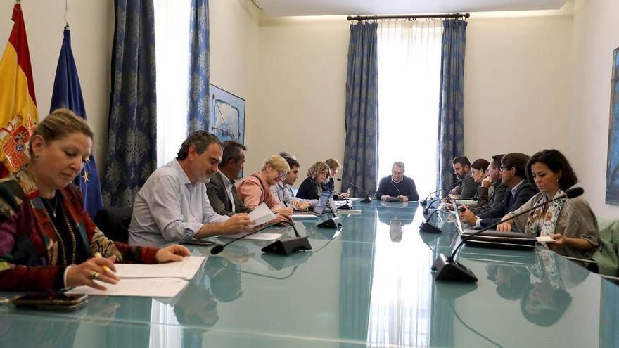Costa Blanca injecta 1,1 milions a ajuntaments, entitats i associacions per a la promoció turística de la província