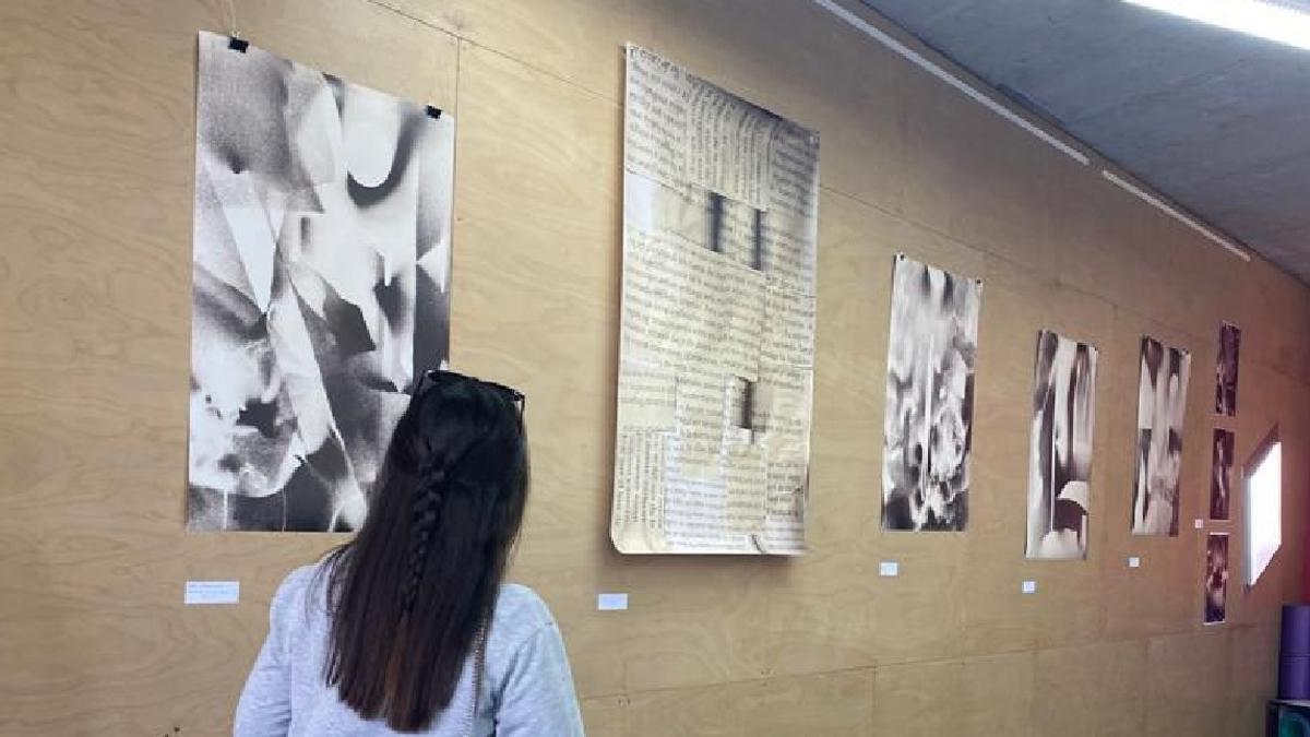 Exposición de Santi C. Canals en el centro sociocultural de Santiago de Compostela