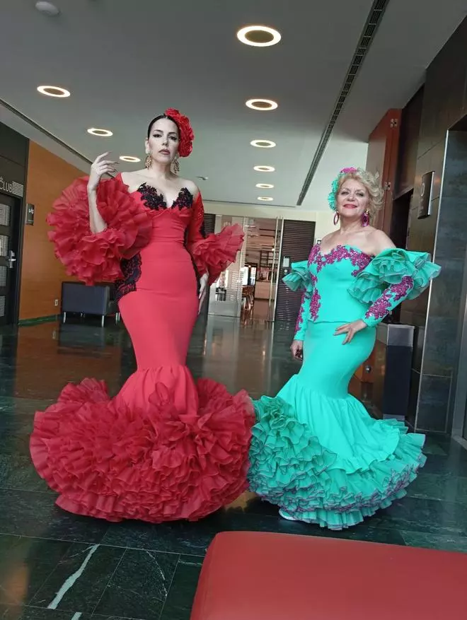 FOTOGALERÍA | Moda placentina en la Feria de Abril de Sevilla