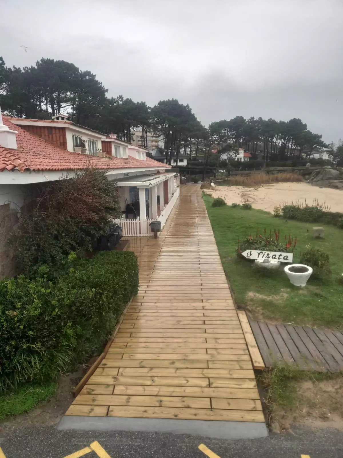 O Grove repara sus paseos en invierno