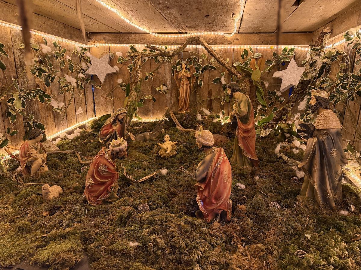 Así es la espectacular decoración navideña del pueblo de Andrín (Llanes)