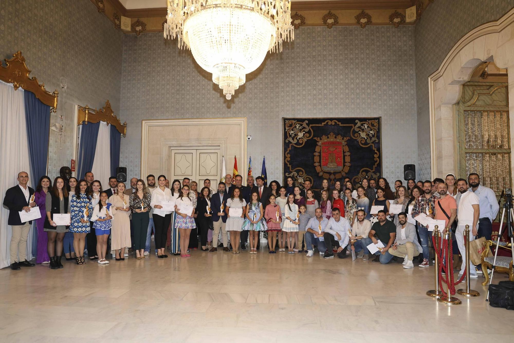 Así ha sido la entrega los premios a los Artistas de Hogueras