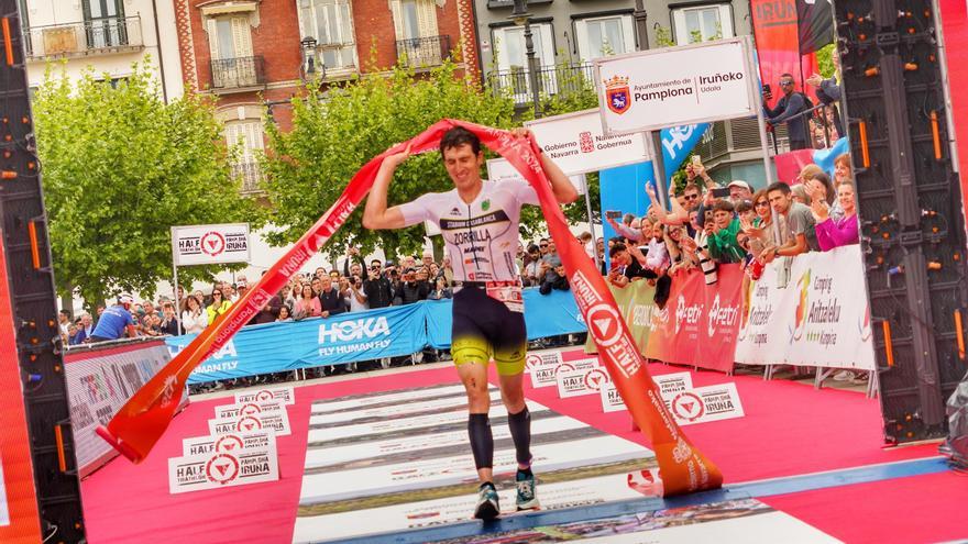 El aragonés Fernando Zorrilla revalida el título de campeón de España de triatlón