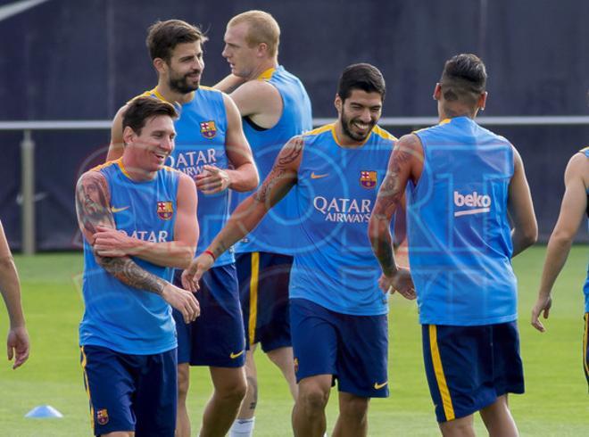 El primer entrenamiento del Barça 2015-2016 al completo, en imágenes