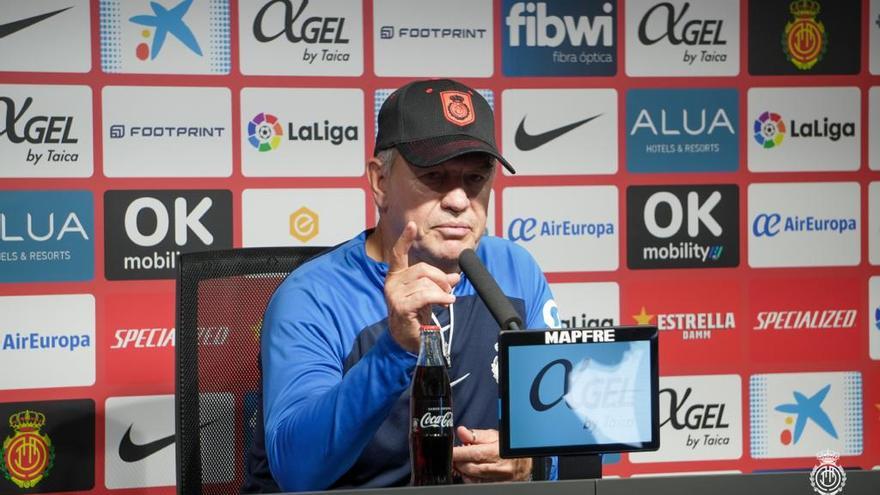 Cartulina Morada: Línea de cinco y a campeonar