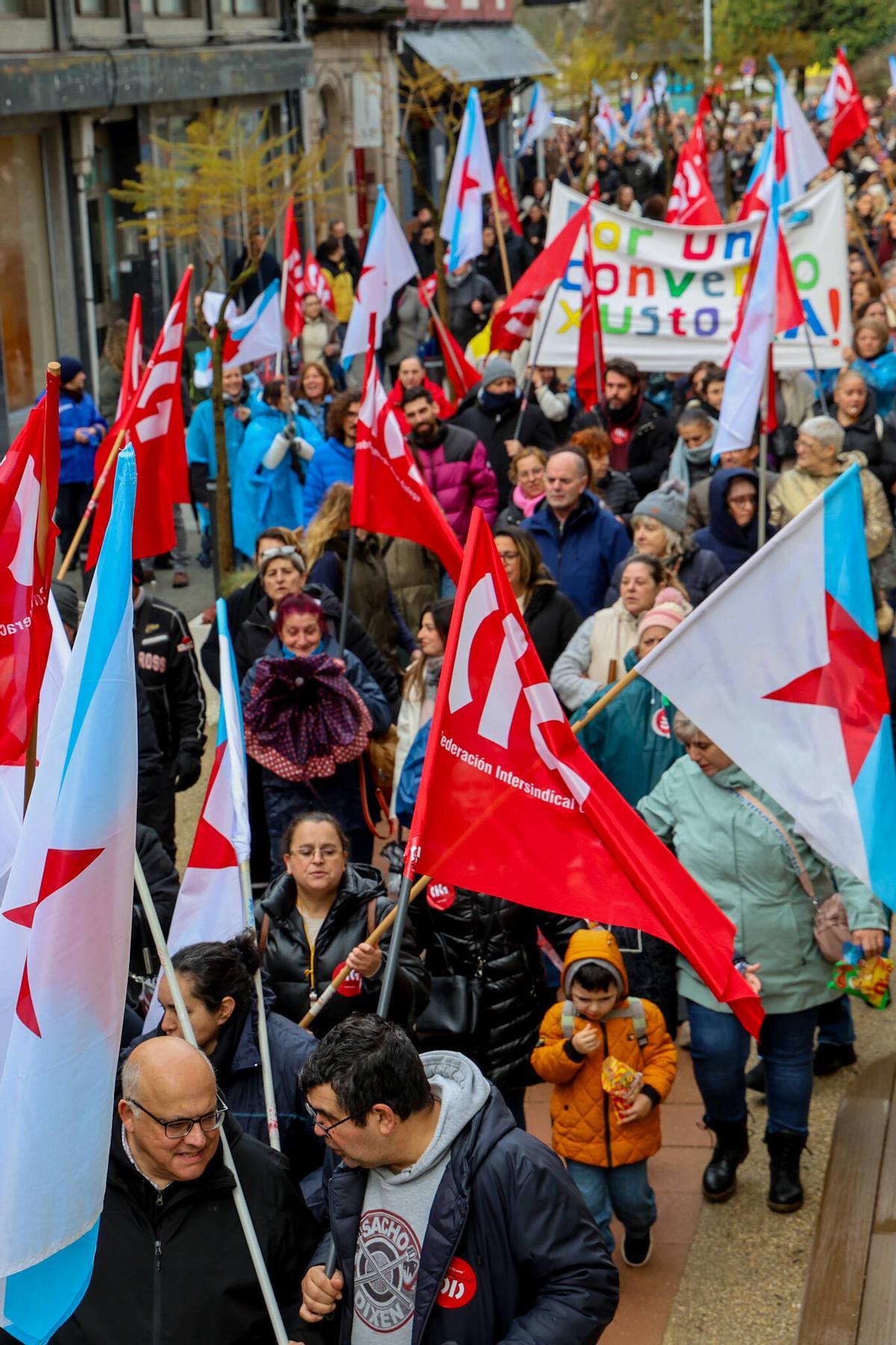 La manifestación reunió a medio millar de trabajadores.