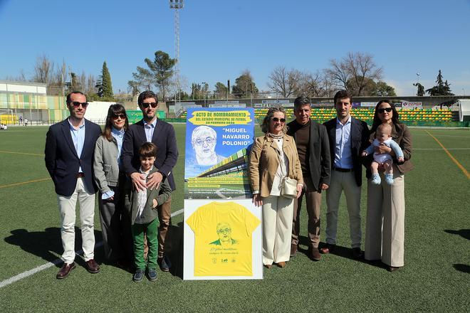 Montilla rotula el estadio municipal con el nombre de Miguel Navarro