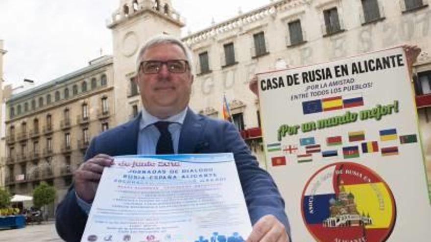 Aleksandr Chepurnoy, presidente de Casa Rusia en Alicante, ayer.