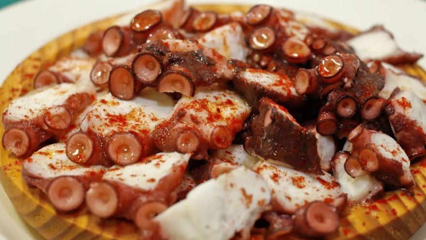 Una ración de pulpo á feira // FARO