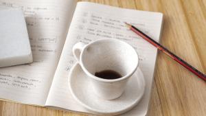 La cafeína ayuda a combatir la fatiga del estudio