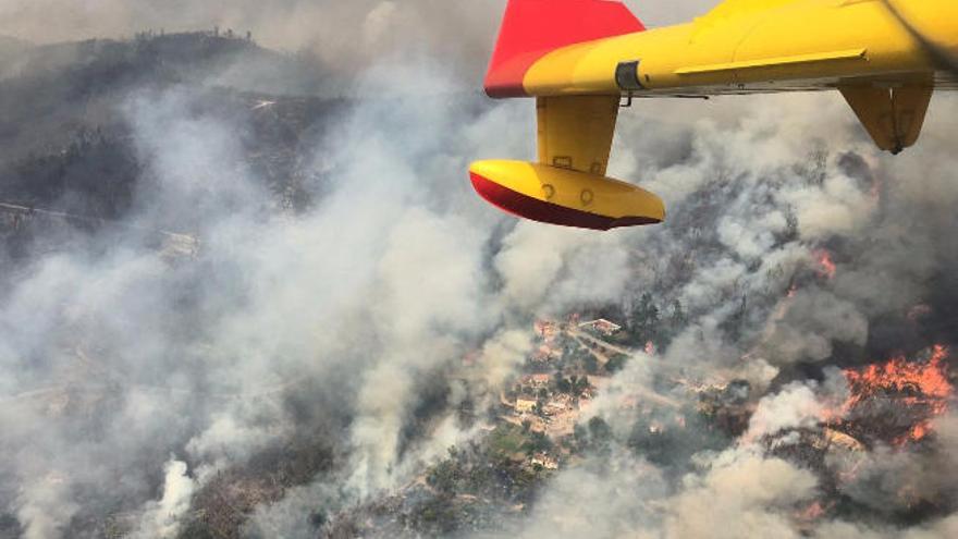 Portugal lucha para apagar un fuego que calcinó el futuro de cientos de pueblos