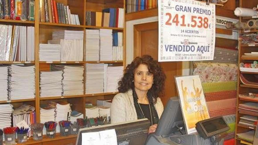 La librería Abrente ya ha repartido más premios. // S.Á.